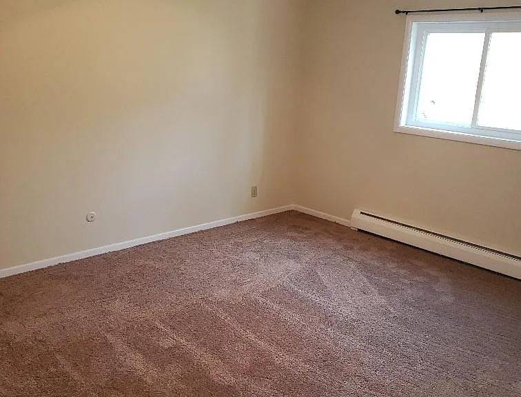320 Meadow Dr #3 — Photo 10