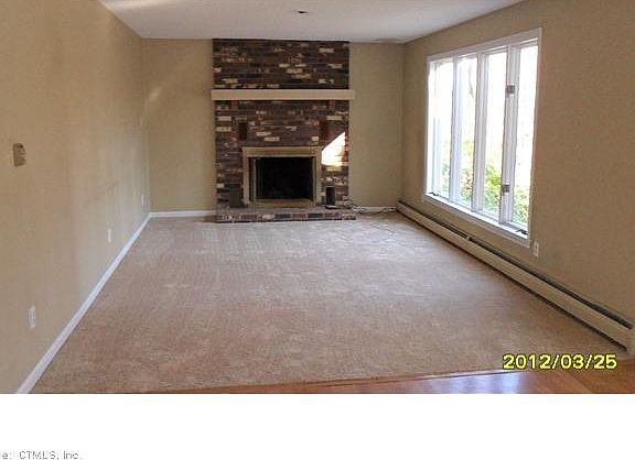 4th image of 57 Pinnacle Dr