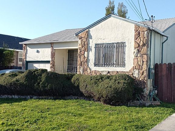 2nd image of 2039 103rd Ave