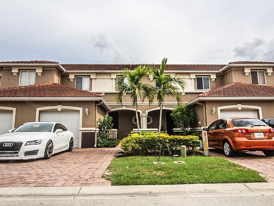 1st image of 9724 Roundstone Cir