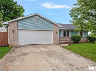 3100 Angelo St, Springfield, IL 62707