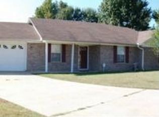 1811 Peachwood Cv, Beebe, AR 72012