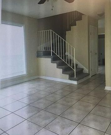 4th image of 4508 Laplace St