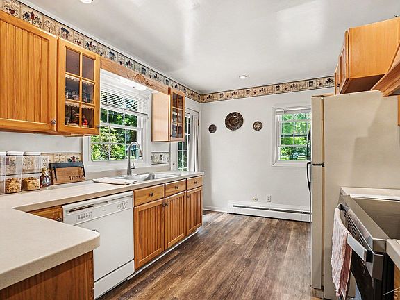 5th image of 2346 N Hope Rd