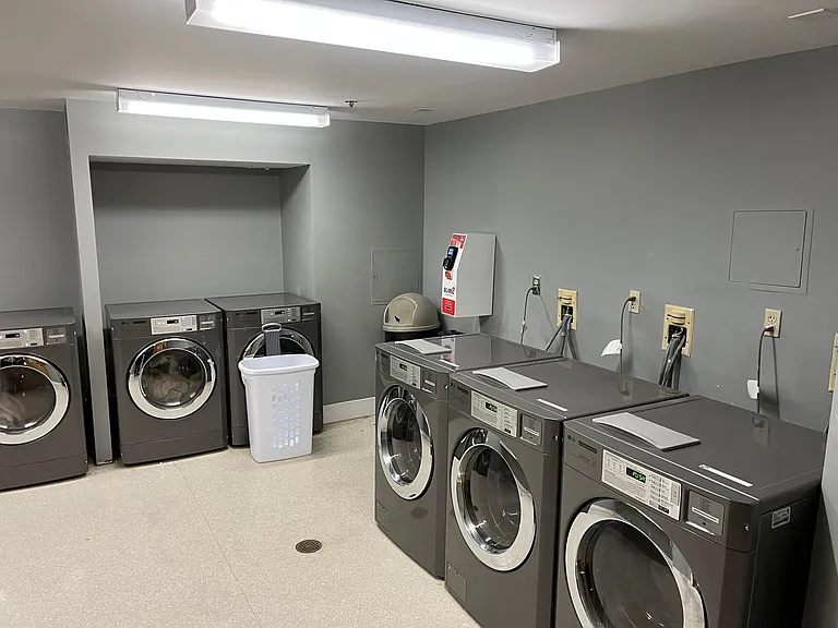 357 Commercial St #402 — Photo 10