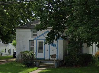 719 E Main St #1, Little Chute, WI 54140