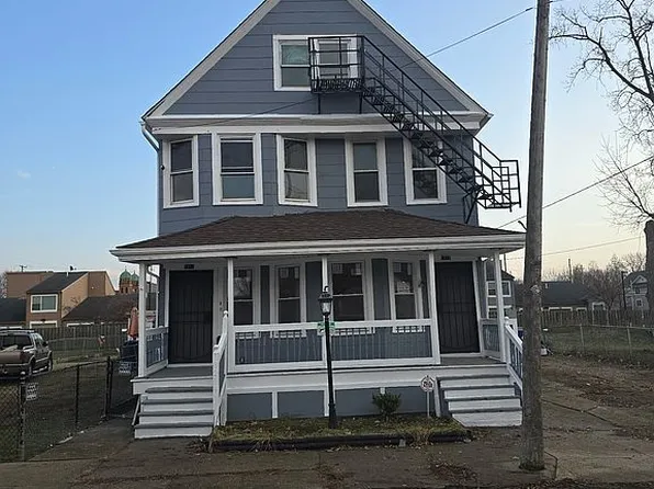 8212 Golden Ave, Cleveland, OH 44103