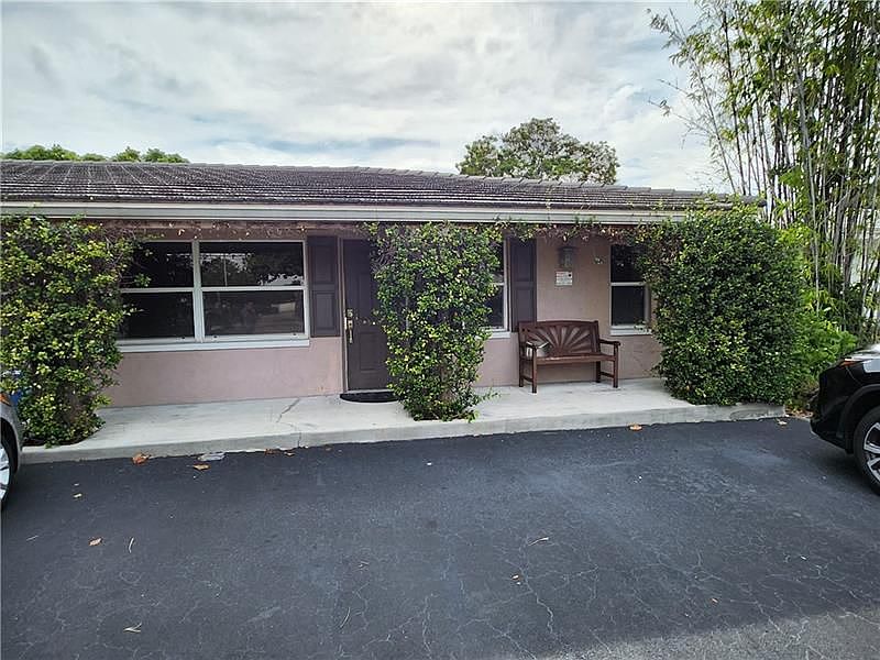 1st image of 3520 NW 110th Ln