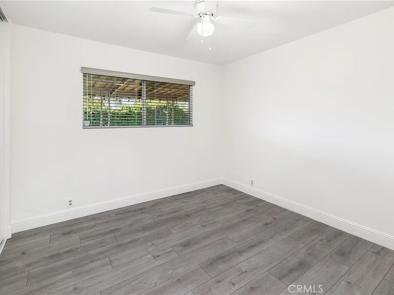 25141 Mackenzie St — Photo 10