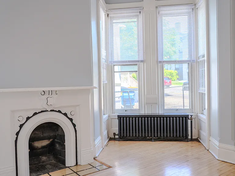 Lafayette Apartment Homes — Photo 18