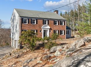 730 Ridge Rd, Kinnelon, NJ 07405