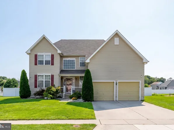 30 Granite Ln, Carneys Pt, NJ 08069