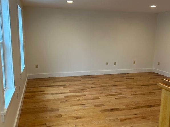 136 Clinton St #2