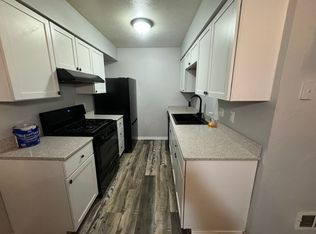 102 S Michigan St, Elkhart, IN 46514