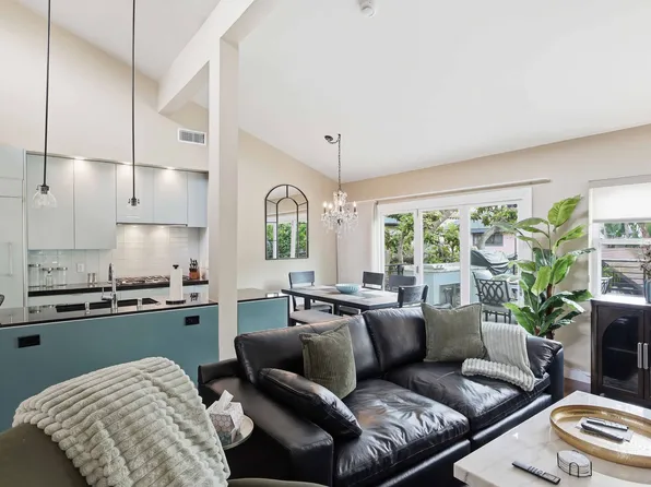 2004 Marshallfield Ln #A, Redondo Beach, CA 90278