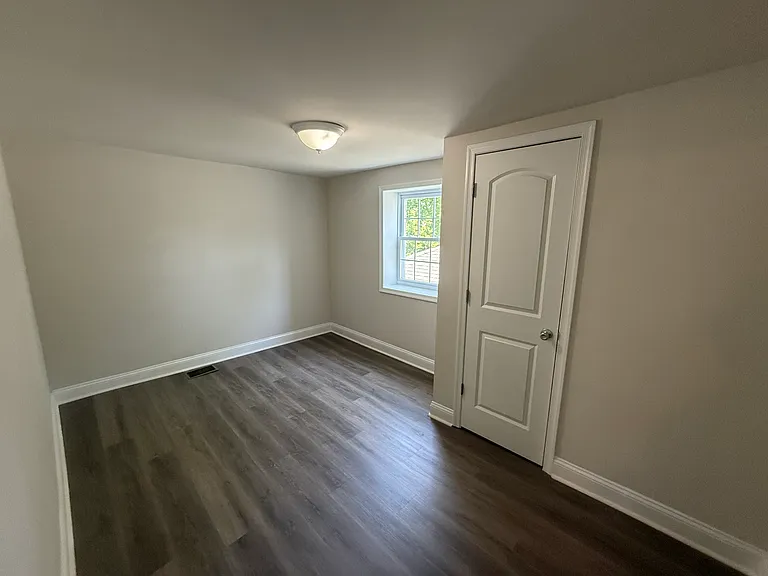 27 Church St — Photo 10