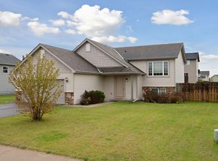 20411 Junegrass Dr, Big Lake, MN 55309