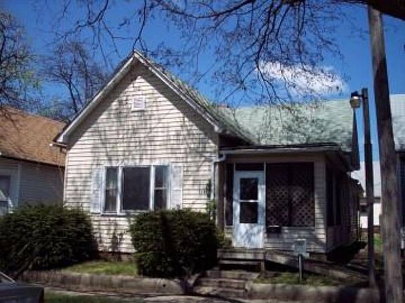 4th image of 1106 Buckeye St
