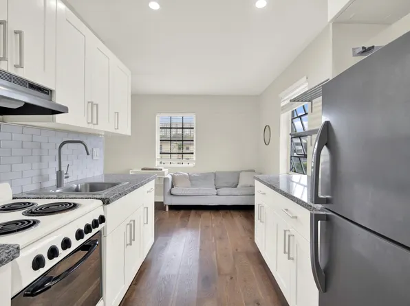 4 Sidonia Ave, Miami, FL 33134