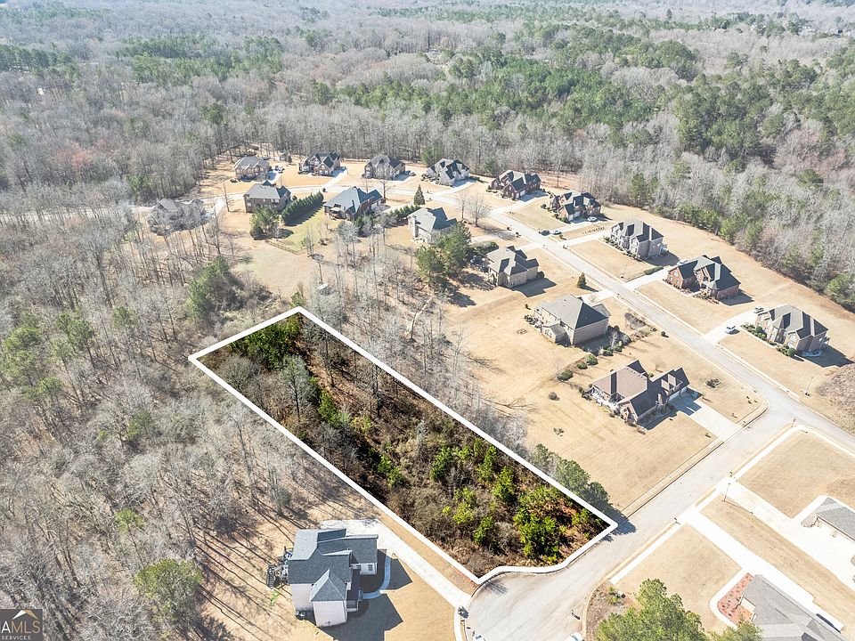 1st image of 404 Marilyn Ct