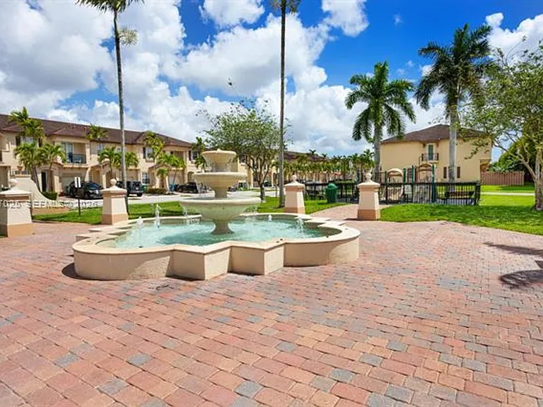12864 SW 133rd Ter #Townhouse 12864 — Photo 23