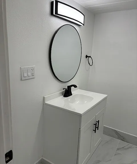 7414 Laura St — Photo 10