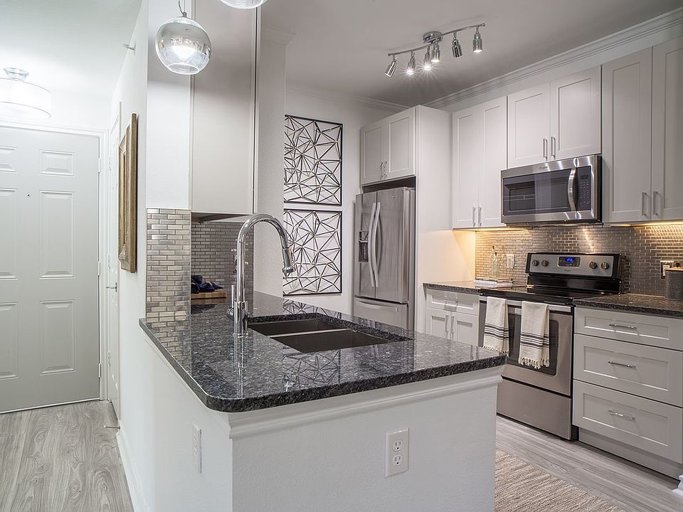 1st image of 4230 Fairway Dr APT 2203