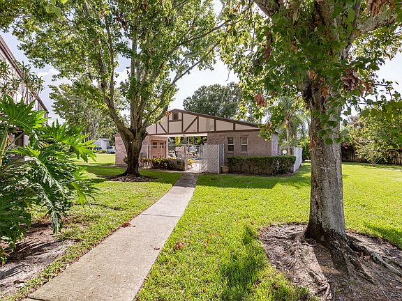 5th image of 1146 King Arthur Ct APT 104