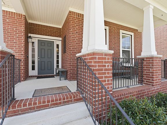 4th image of 1637 Alayna Dr