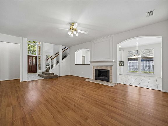4th image of 1207 Ellcreek Ct