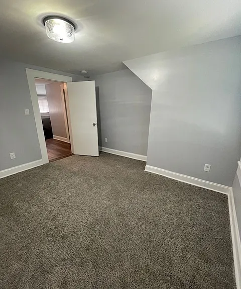 421 E Morehead St — Photo 25