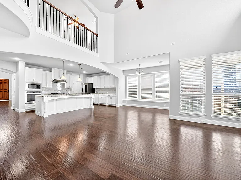 15608 Governors Island Way — Photo 5