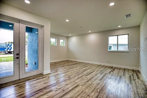 17434 Oro Ct — Photo 8