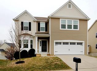 98 Fountainview Dr, Saint Charles, MO 63303