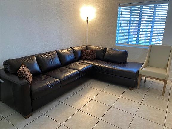 4th image of 2655 NE 8th Ave APT 107