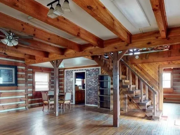 1456 Dellwood Rd, Waynesville, NC 28786