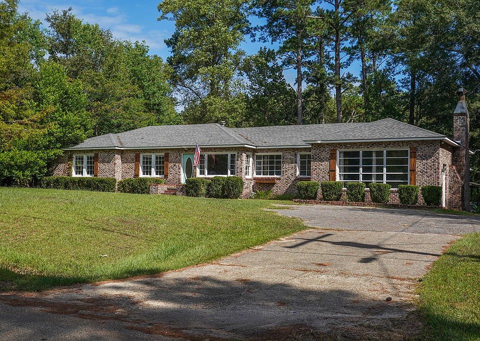 55 Lindsey Dr Laurel, MS, 39440 - Apartments for Rent | Zillow