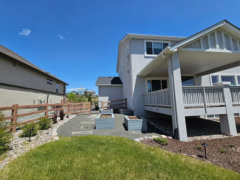 1853 Clayhouse Dr — Photo 36