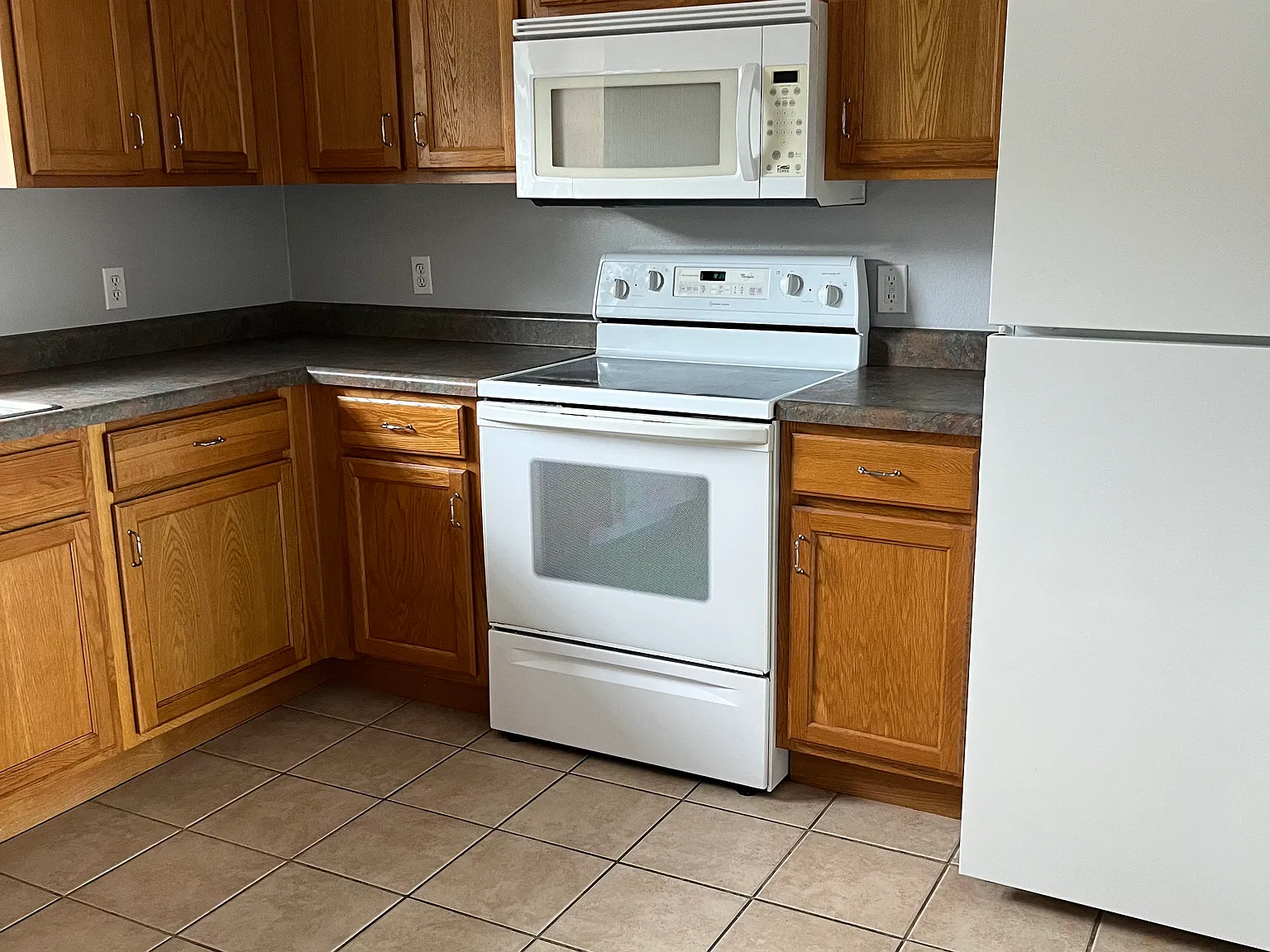 128 Knowledge Ave — Photo 3