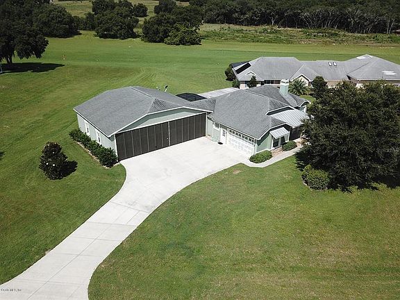 2nd image of 17990 SE 158th Ct