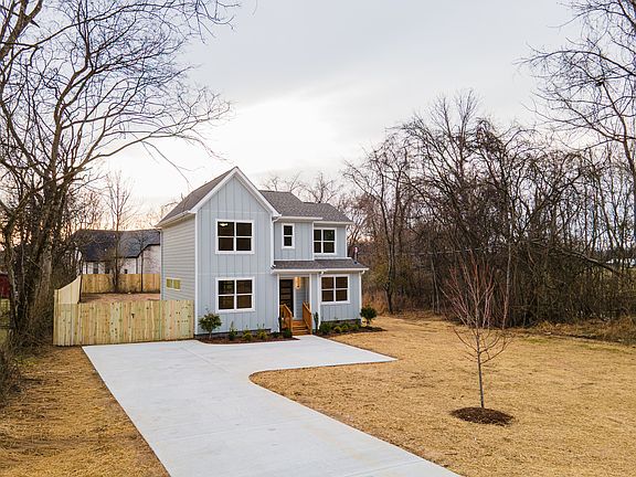 2nd image of 809 Swinging Bridge Rd