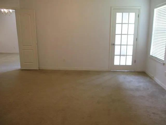 1966 Catline Cir — Photo 19