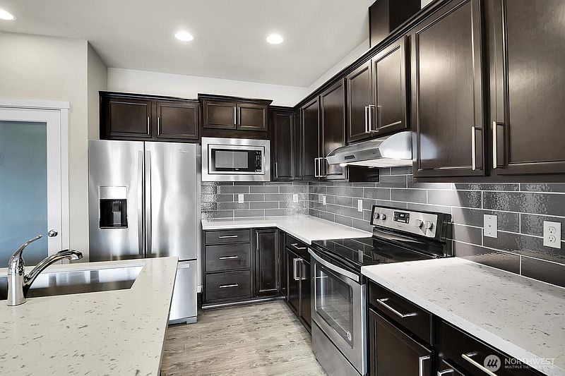 5th image of 7903 20th Avenue SE