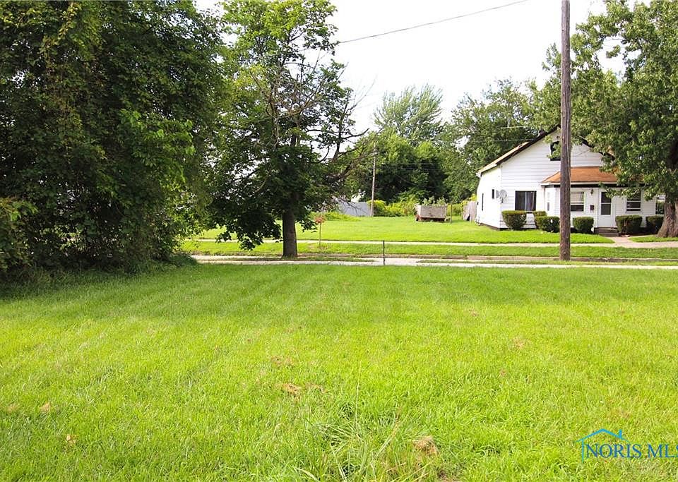 2nd image of 825 Avondale Ave
