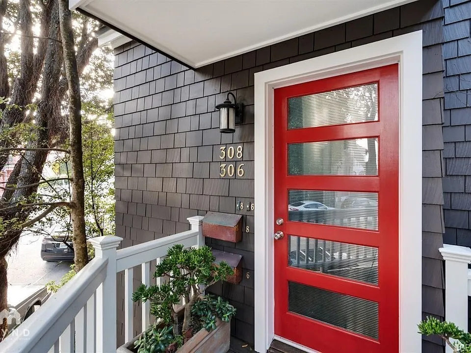 308 Roosevelt Way
