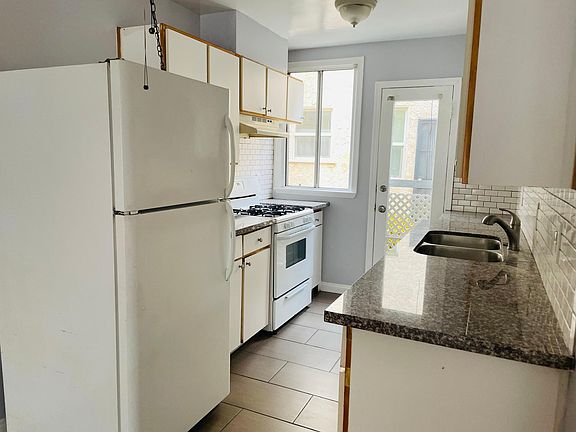 3rd image of 4574 N Banner Dr #2
