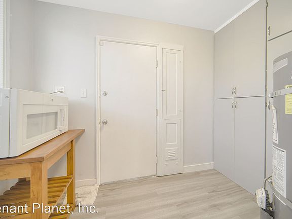 5th image of 2810 Gaynor Ave