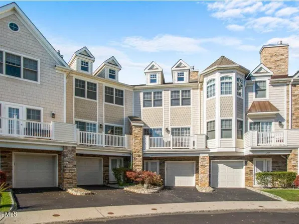 204 Villa Dr, Long Branch, NJ 07740