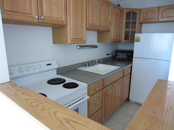 4th image of 3600 N Lake Shore Dr APT 604