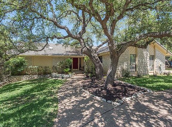 2nd image of 309 Duck Lake Dr